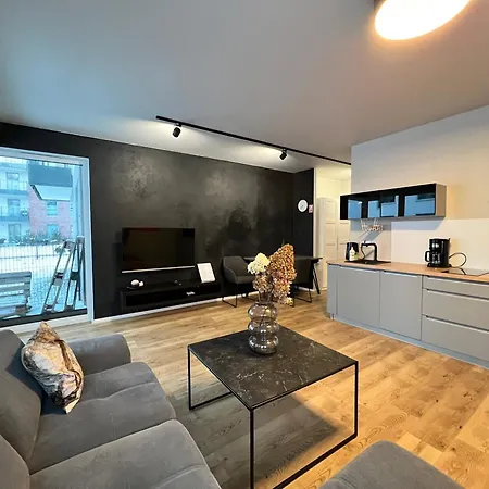 64m2 Oldtown Yacht Marina Apartamento *